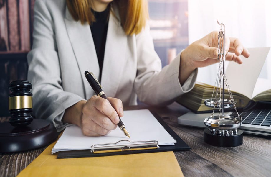 Cobrança de multas e penalidades